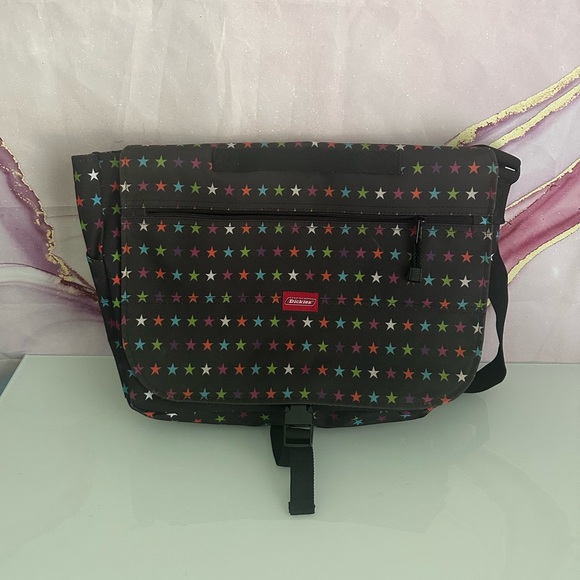 DICKIES - ALLOVER STAR PRINT LAPTOP MESSENGER BAG - EXCELLENT CONDITION - Picture 1 of 9